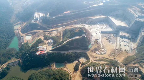 岑溪石材礦山